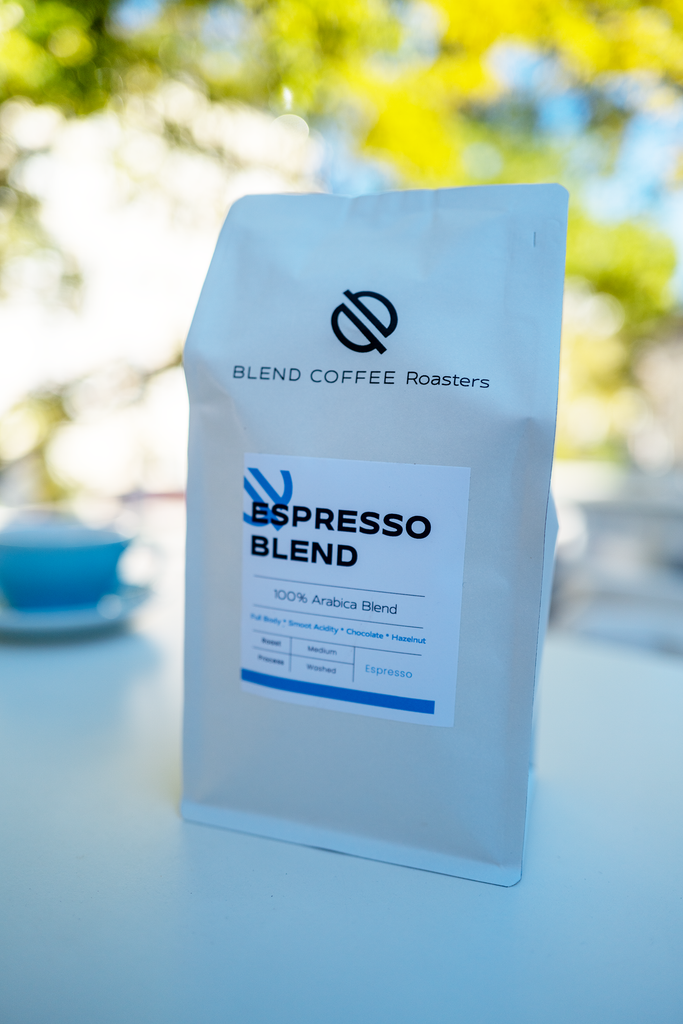 Espresso Blend – 100% Arabica aus Brasilien & Guatemala, vollmundiger Espresso mit Noten von Schokolade und Nüssen