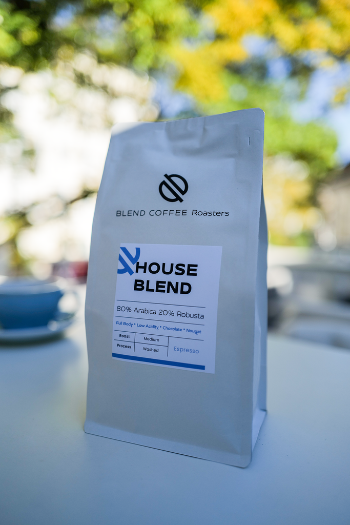 „House Blend Espresso – kräftiger Spezialitätenkaffee von BLEND COFFEE“